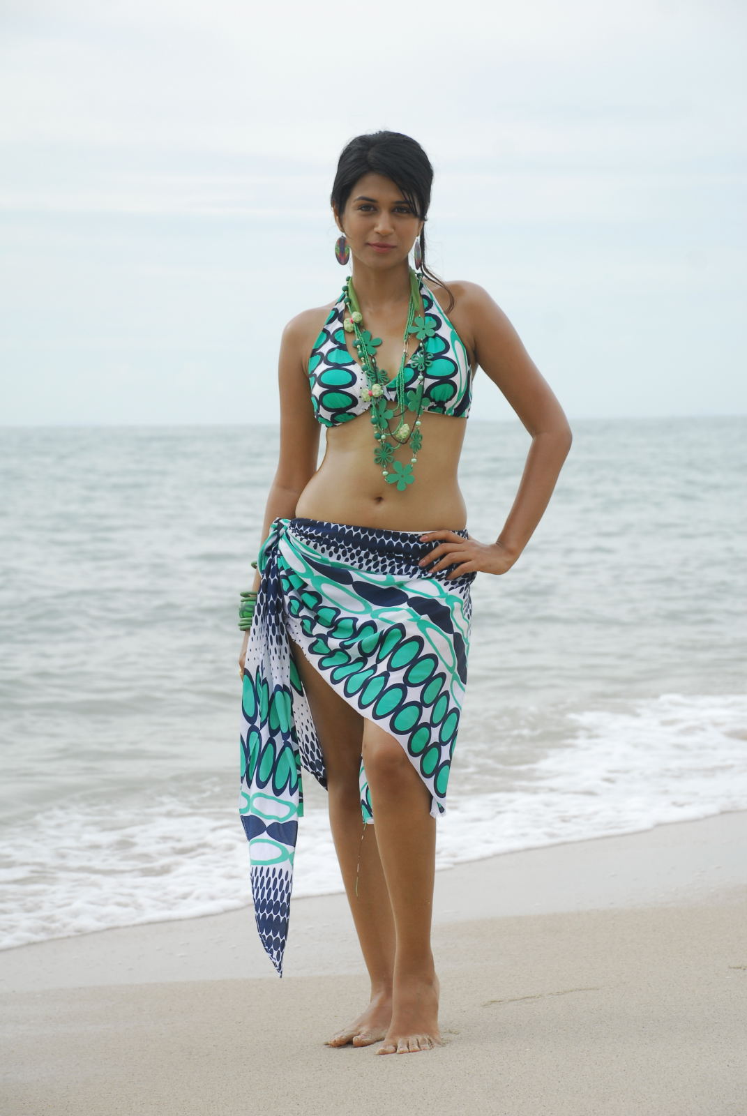 Shraddha Das in bikini hot pictures | Picture 63634